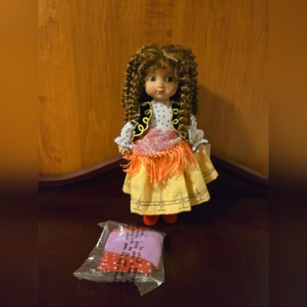 Tonner Ann Estelle 10" Doll By Mary Engelbreit - Fortune Teller w BOX